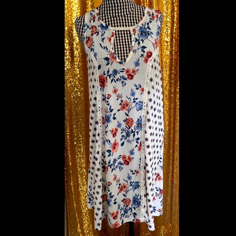 Three Hearts White Floral Sleeveless Dress with Blue and Red Flowers